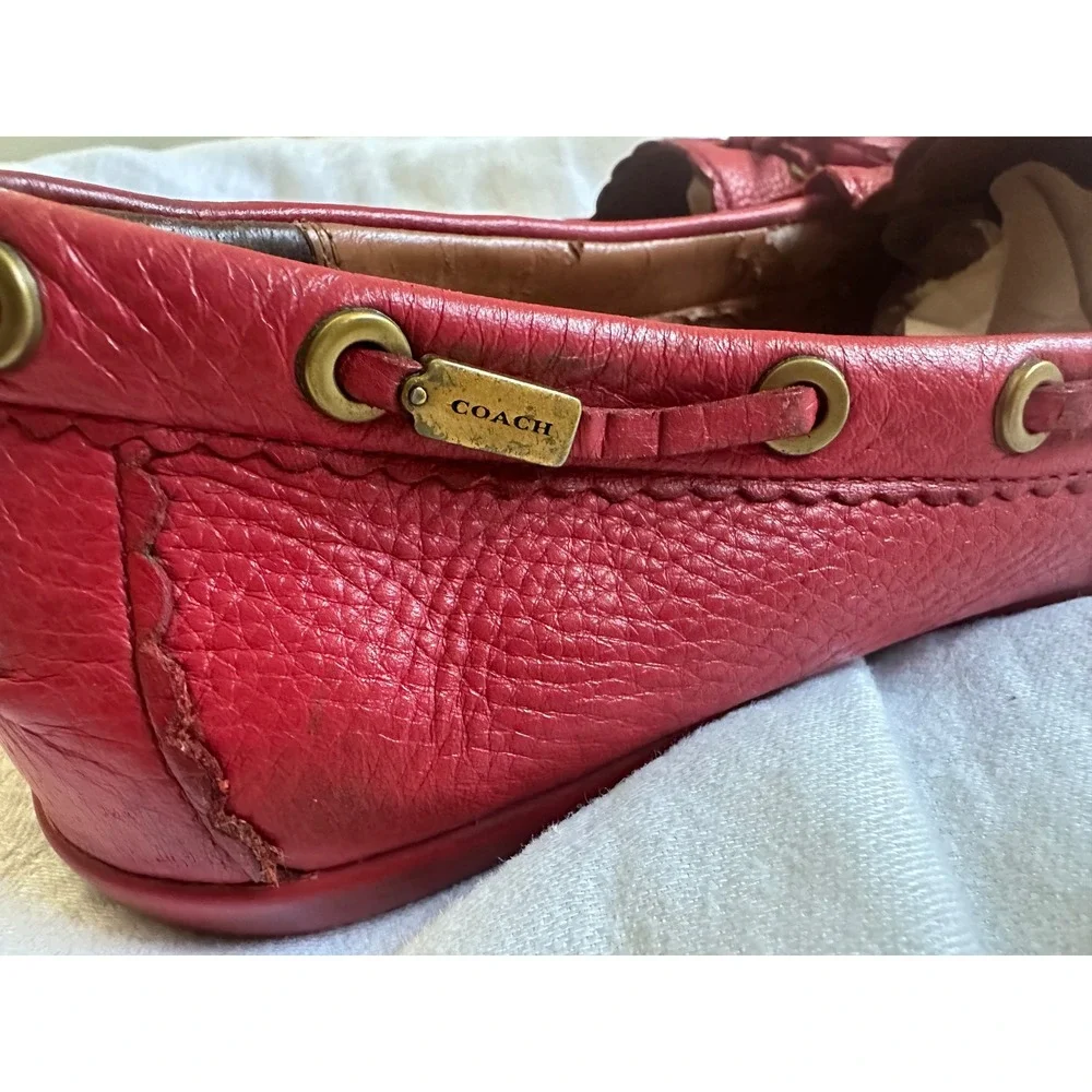 COACH Red Tassel Loafers Scalloped Leather Flats Shoes Vintage Coastal Size 11